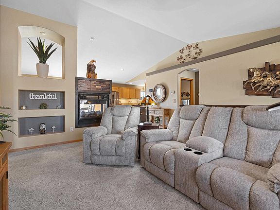3rd image of 4225 Portrush Rd