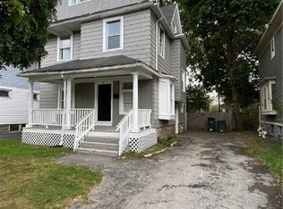48 Quincy St, Rochester, NY 14609