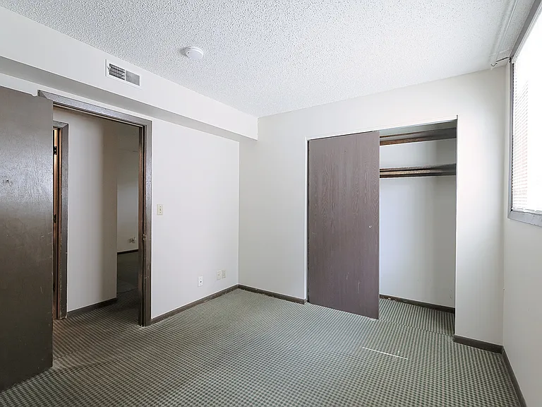 1149 E St #15 — Photo 12
