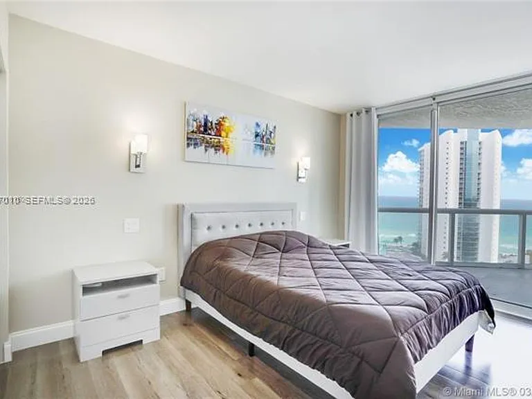 16400 Collins Ave #CU-1942 — Photo 9