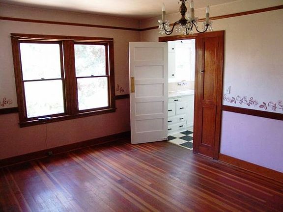 4th image of 8202 Main St