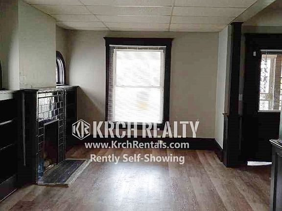 2nd image of 1858 Grasmere St