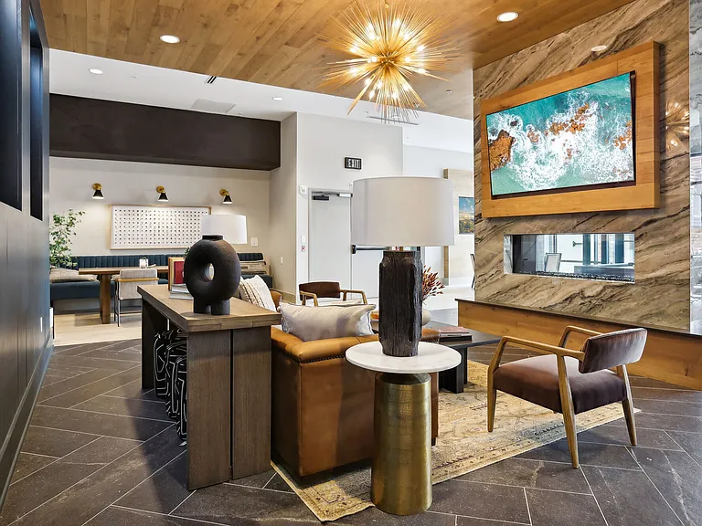 Chandler Residences — Photo 17