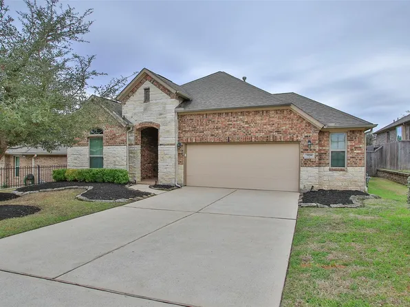 3556 Woods Estates Dr, Conroe, TX 77304