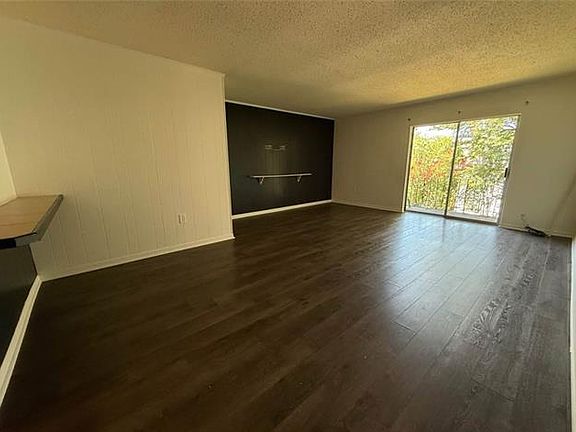 2nd image of 812 Martin Behrman Ave APT P