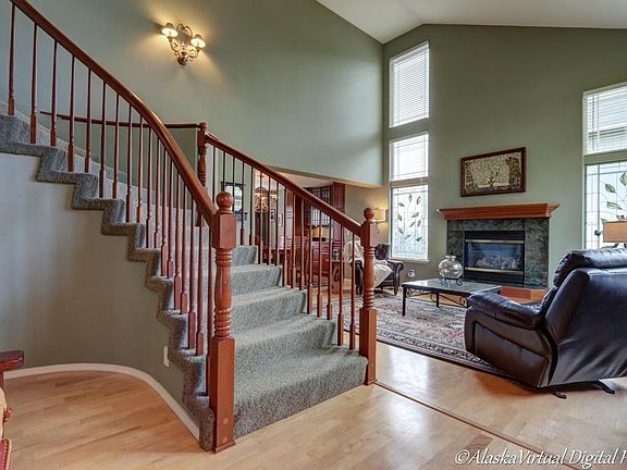 4th image of 20506 Williamsburg Dr