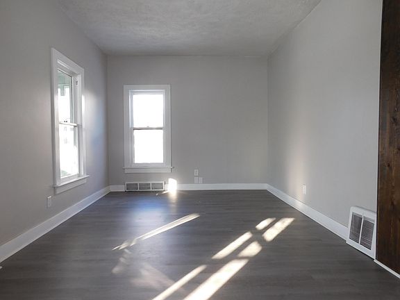 5th image of 38 East Ave N