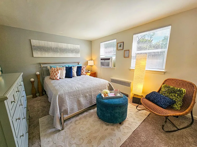 Wedgewood Hills Apartment Homes — Photo 8