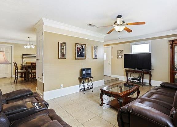 3rd image of 1336 Gaudet Dr