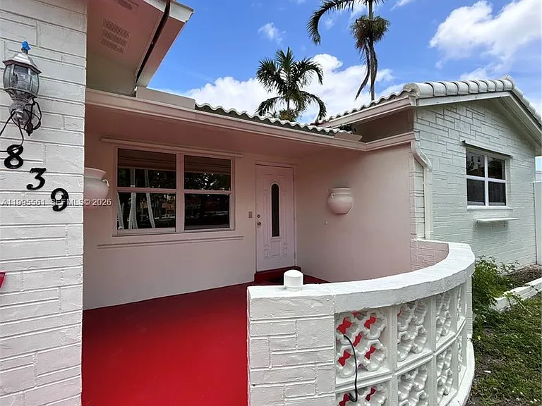 839 S Highland Dr — Photo 25