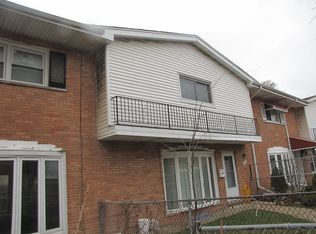 8804 Dee Rd, Des Plaines, IL 60016