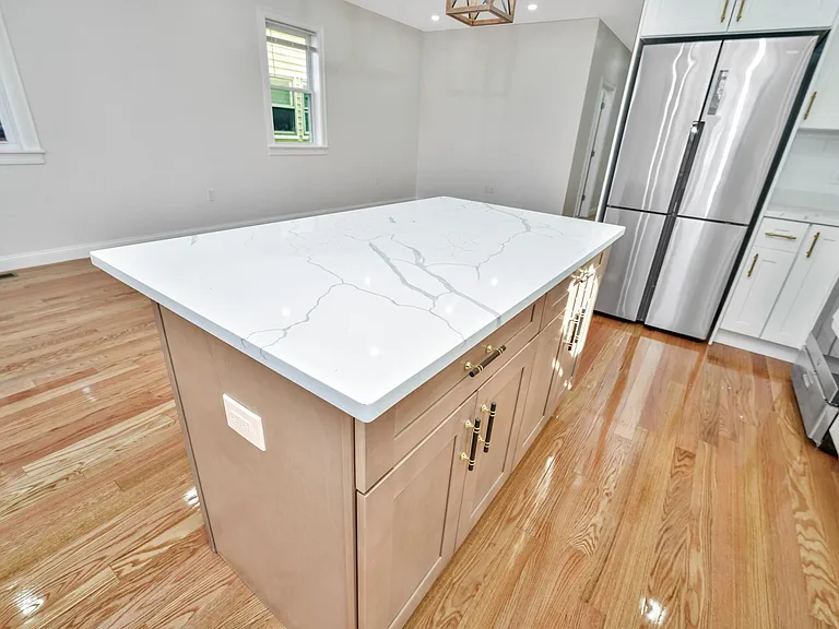 30 Hiawatha Rd #2 — Photo 6