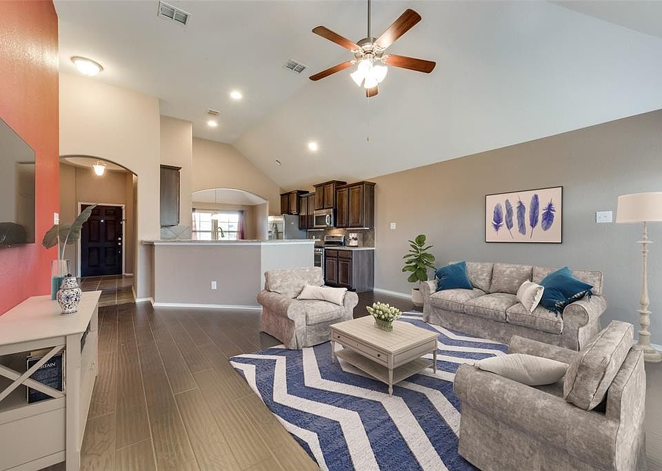 1st image of 1405 Villa Paloma Blvd
