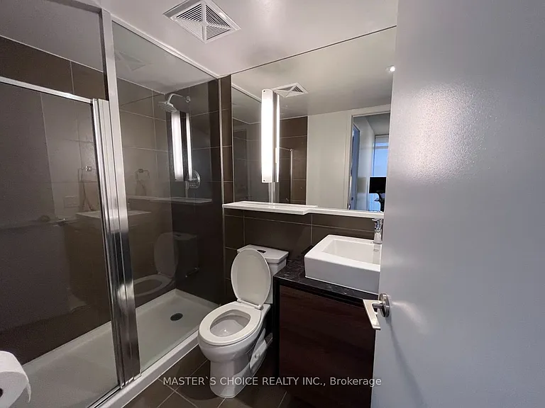 121 McMahon Dr #1717 — Photo 10