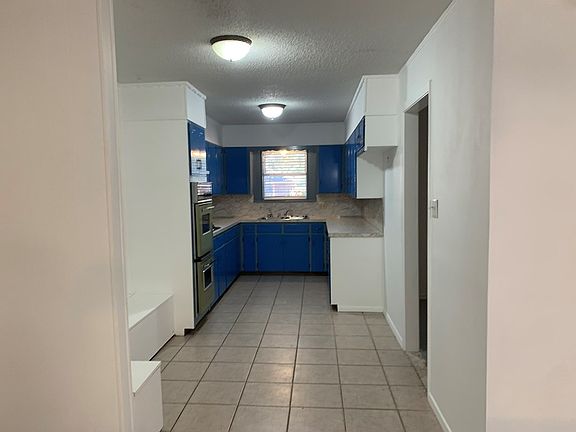 5th image of 2707 Chimney Rock Ln