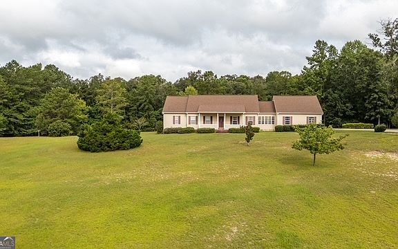 5th image of 611 Moncrief Rd