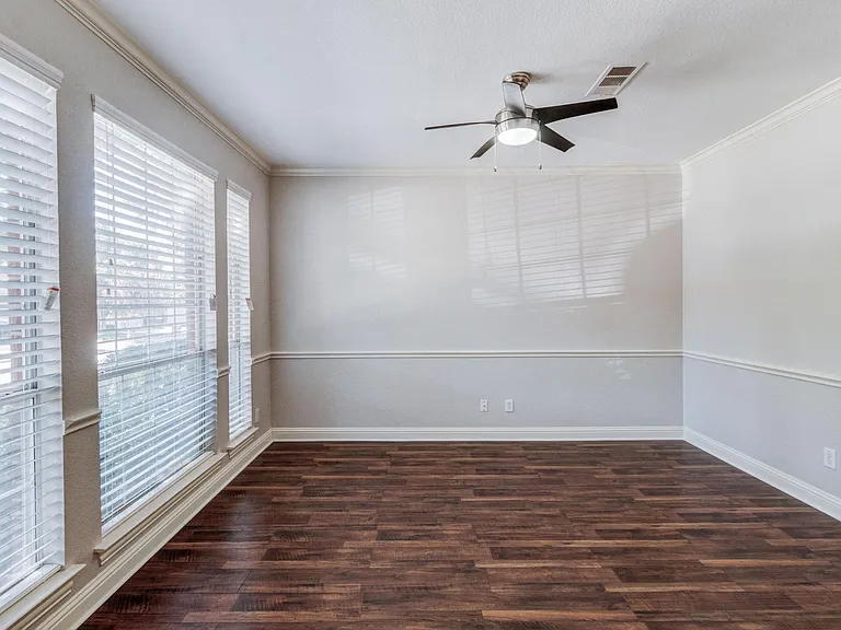 1605 Audrey Dr — Photo 8