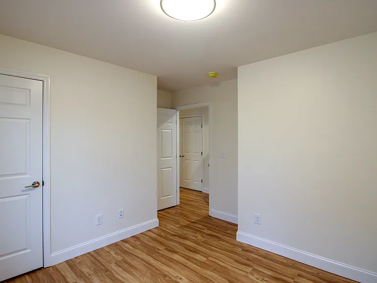 Midway Townhome — Photo 51