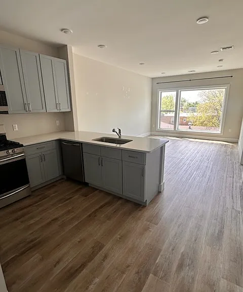 387 Park St — Photo 5
