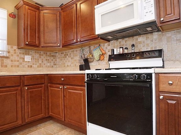 5th image of 5356 Plover Ln
