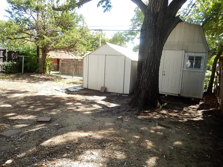 2710 Mount View Dr — Photo 18