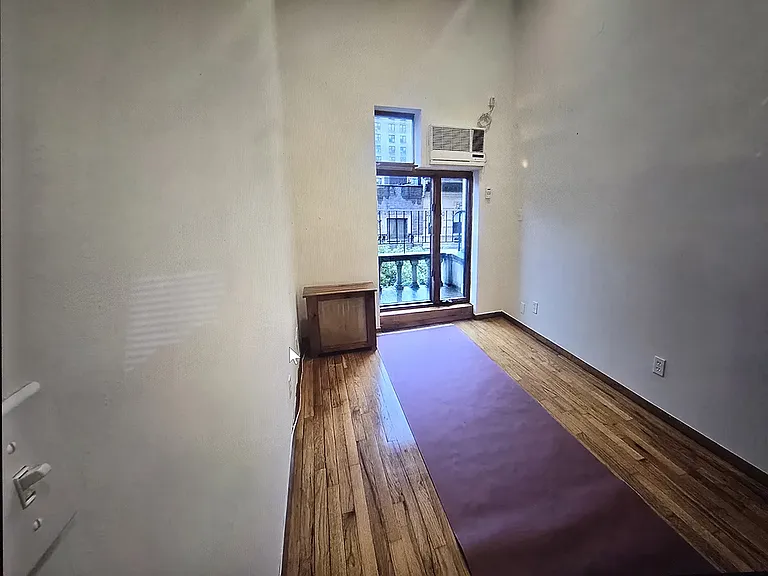 304 W 76th St #5A — Photo 3