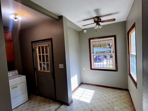 36 Milford St #1