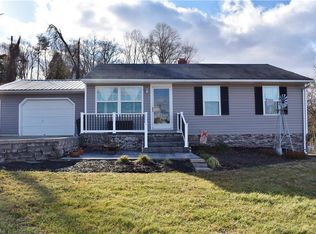 129 Draughn St, Mount Airy, NC 27030