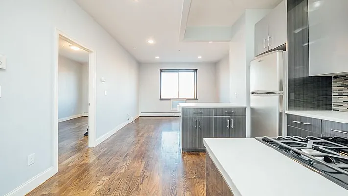 Rented by Nooklyn NYC LLC | media 45