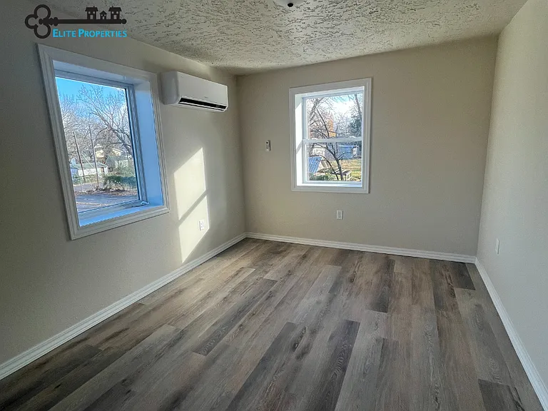 301 W Mount Vernon Blvd #8 — Photo 5