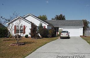 1st image of 164 Cavalier Dr