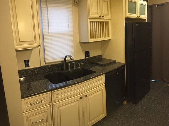 Newer dishwasher and refrigerator