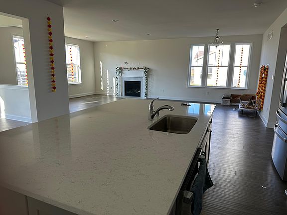 5th image of 5704 W Central Park Dr