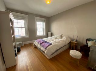 26 Myrtle St APT 12A, Boston, MA 02114