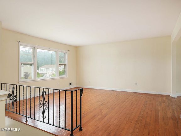 4th image of 17 Wisteria Pl