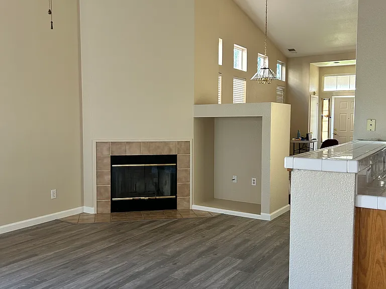 48 Gold Crest Ct — Photo 9