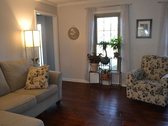 5th image of 7242 Bannerwood Dr