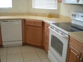 3rd image of 292 SW Arrowbend Dr
