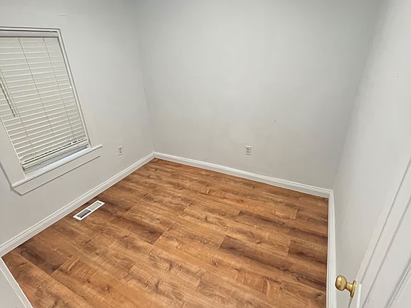 4th image of 8 Cherry St #1