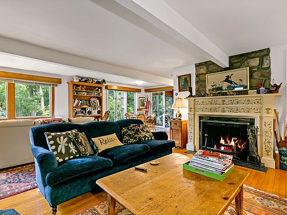 BillP-8 High Rd [Main House]-04.JPG