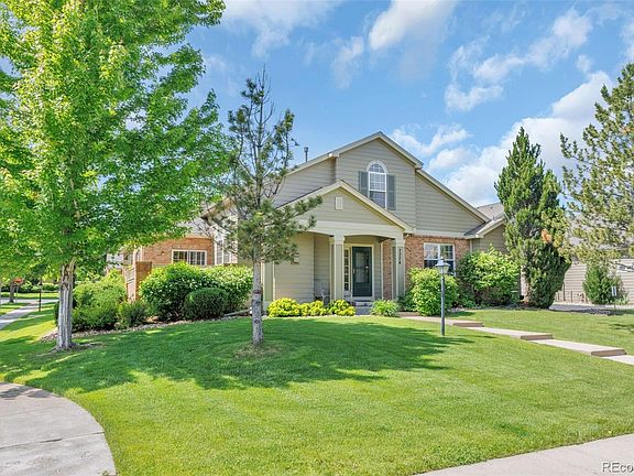 2nd image of 7774 E Lowry Boulevard