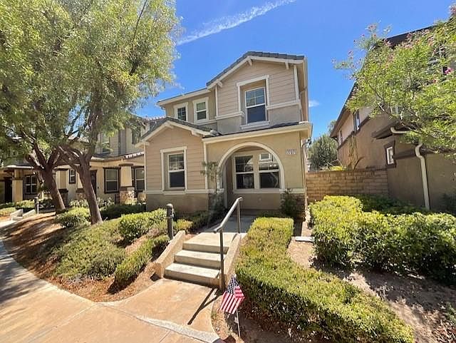 1st image of 27371 Dearborn Dr