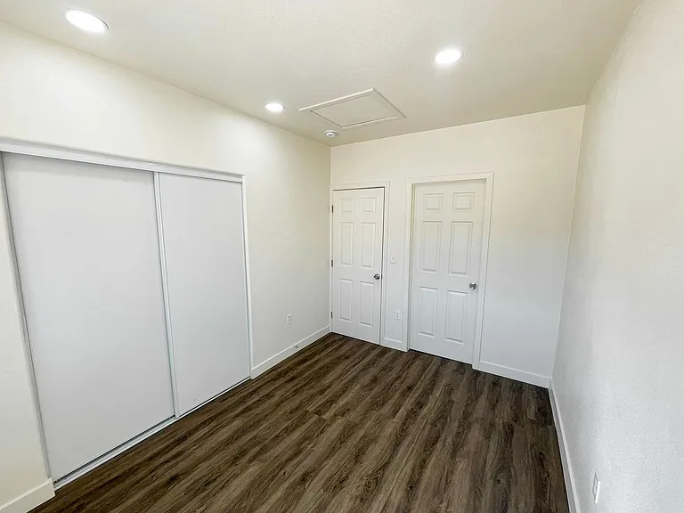 10109 Nemaha Cir — Photo 4
