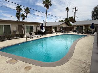 686 E Vista Chino #O, Palm Springs, CA 92262