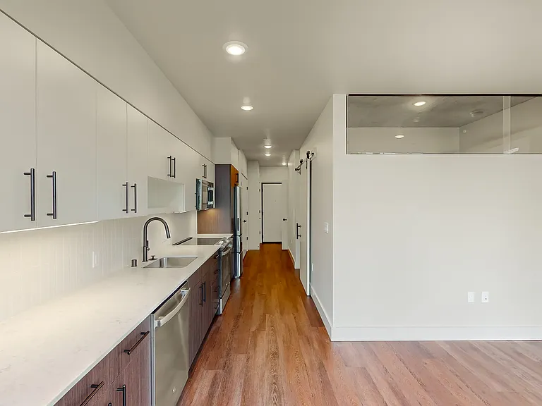 Capitol Hilltop Apartments — Photo 62