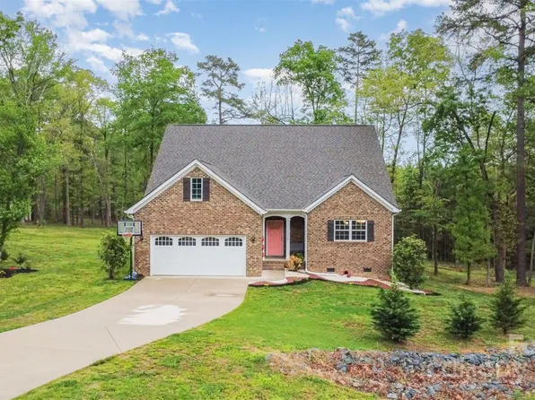 1027 Williamston Dr, Marshville, NC 28103