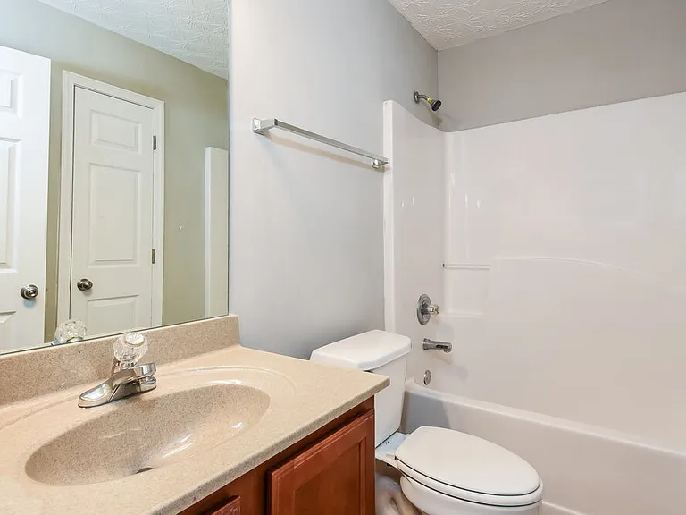 210 Winterbury Dr — Photo 14