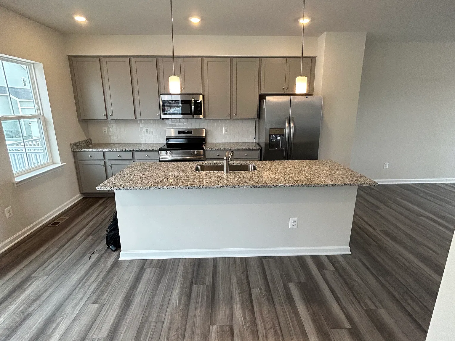 1336 Cedar Valley Rd — Photo 1