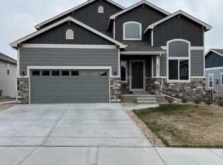 5511 Homeward Dr, Timnath, CO 80547