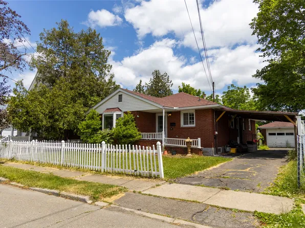 31 Avon St, Johnson City, NY 13790